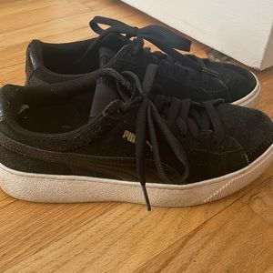 Soft foam Puma Sneakers